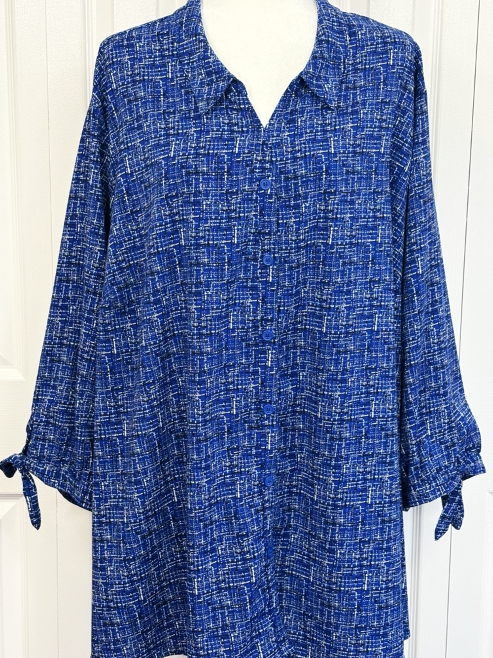 Catherines Royal Blue Multi Check Print Button Down Tie Sleeve Blouse 4X
